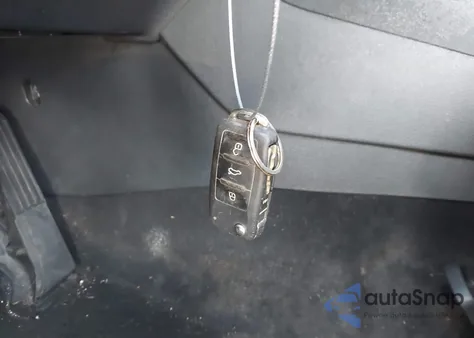 2014 Volkswagen Jetta Sportwagen 2.0L Tdi from USA, damaged, VIN 3VWPL7AJ3EM618615